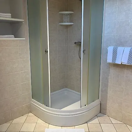 Marinovic Apartament Brzac